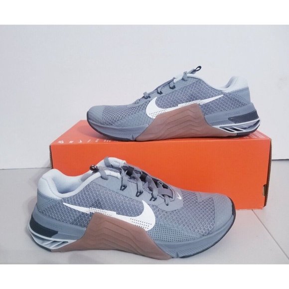 metcon 7 grey gum
